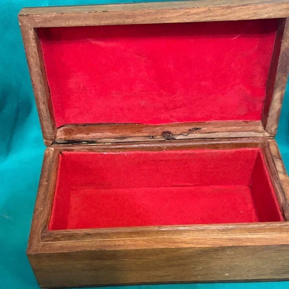 Vintage Handcrafted Rosewood Trinket/Jewelry Box with Hinged Lid